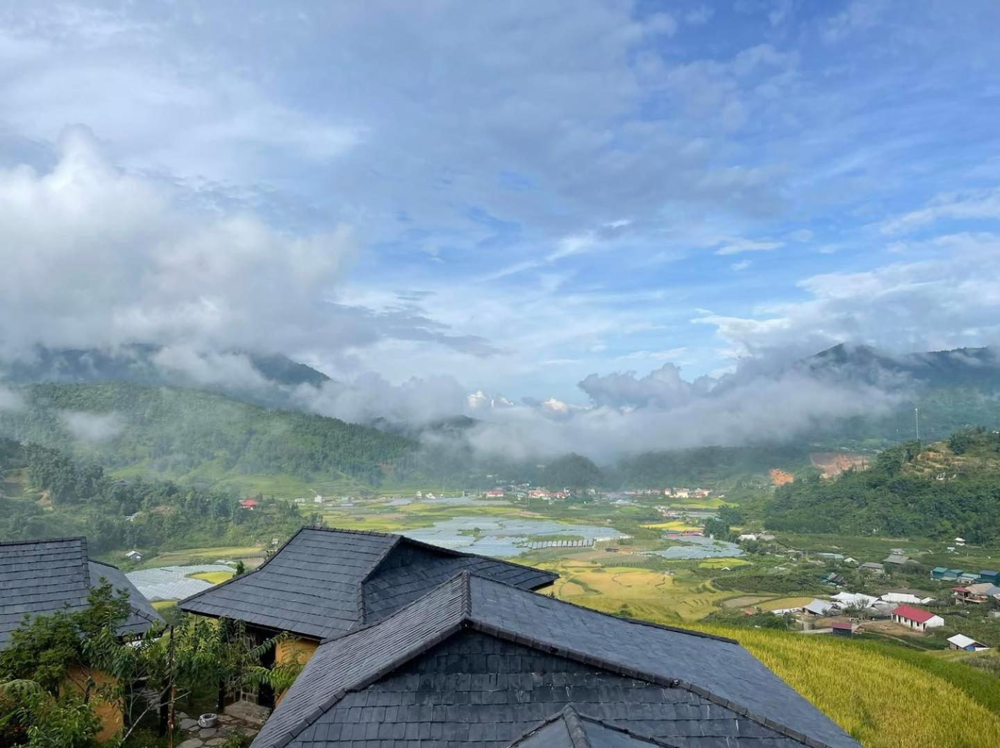Black Ship Sapa Exterior photo