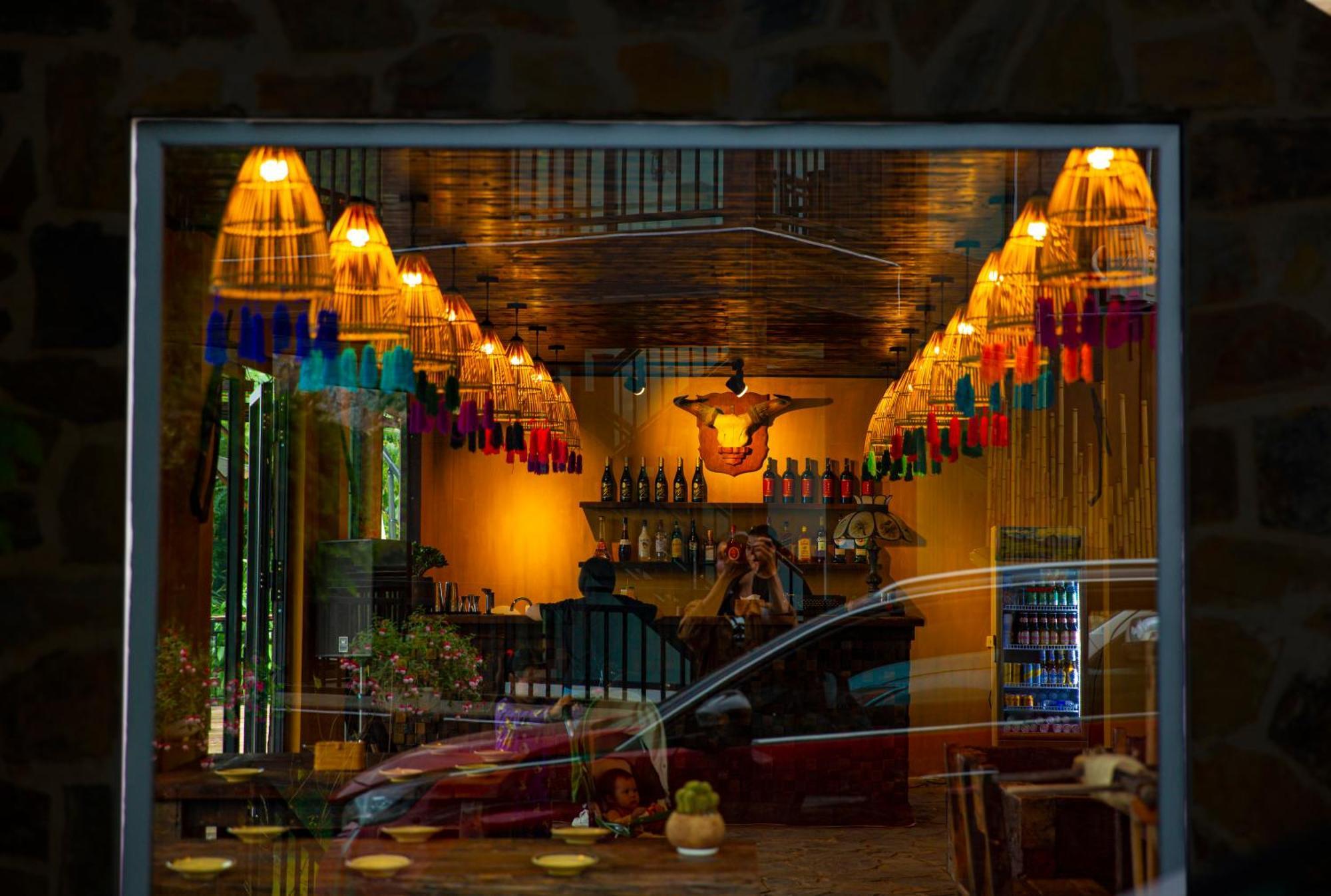 Black Ship Sapa Exterior photo