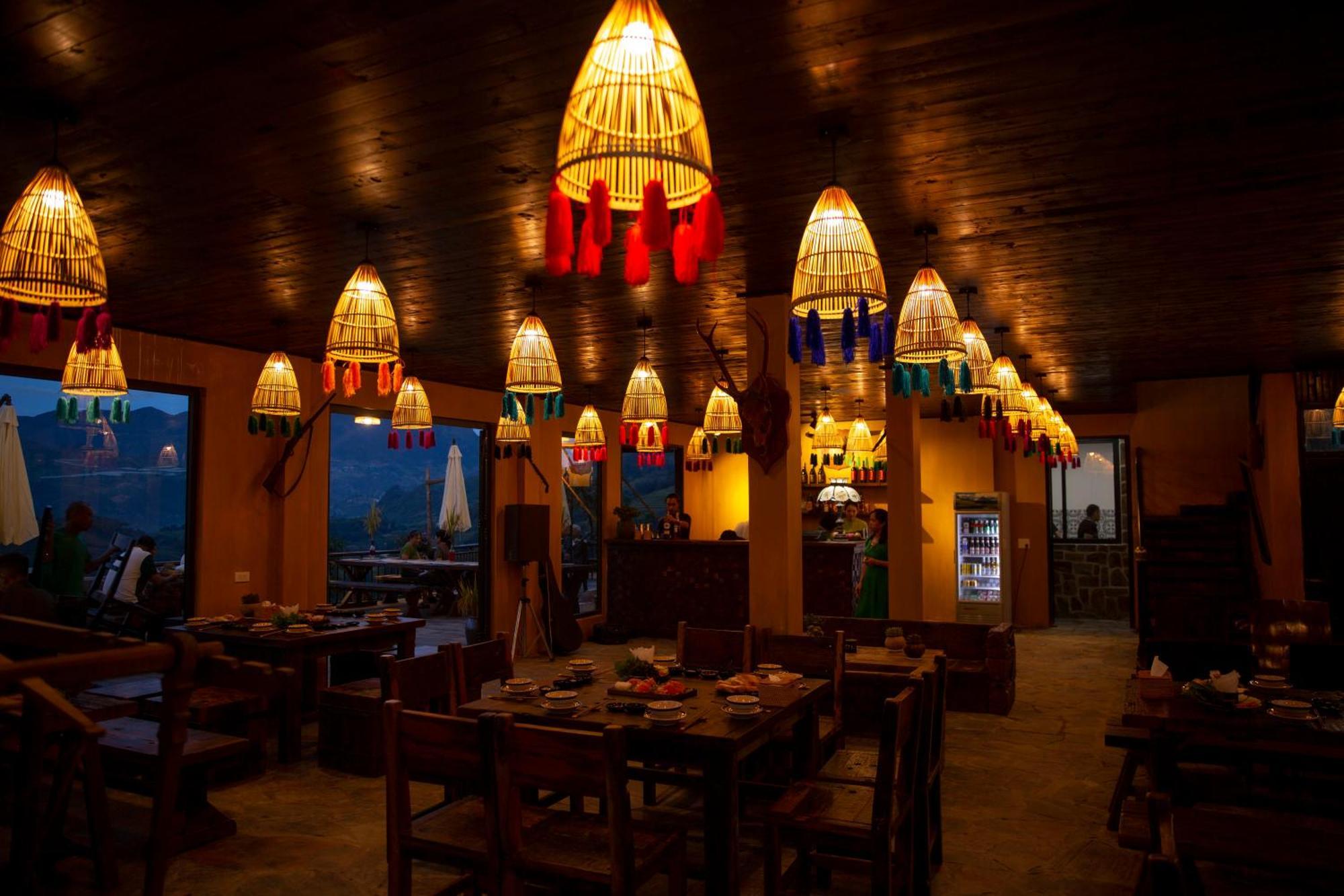 Black Ship Sapa Exterior photo